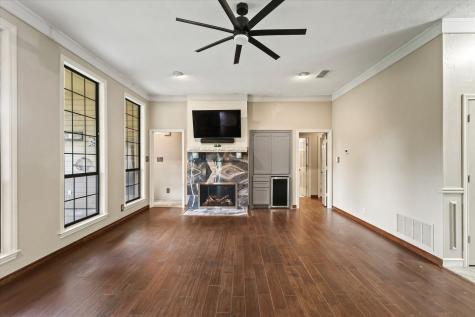 1514 Pickwick Lane Denton TX 76209