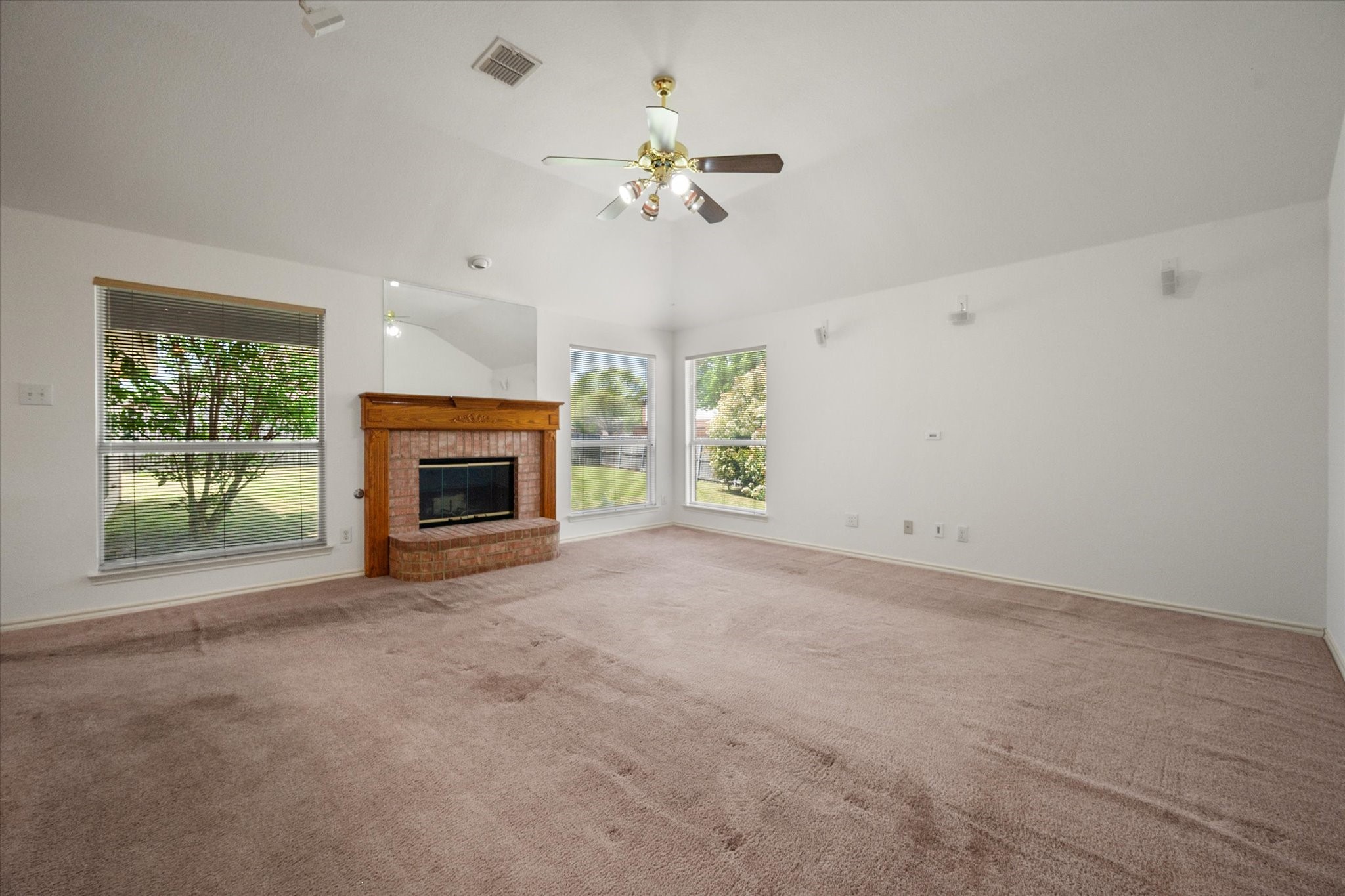 1 Boltes Court Mansfield TX 76063