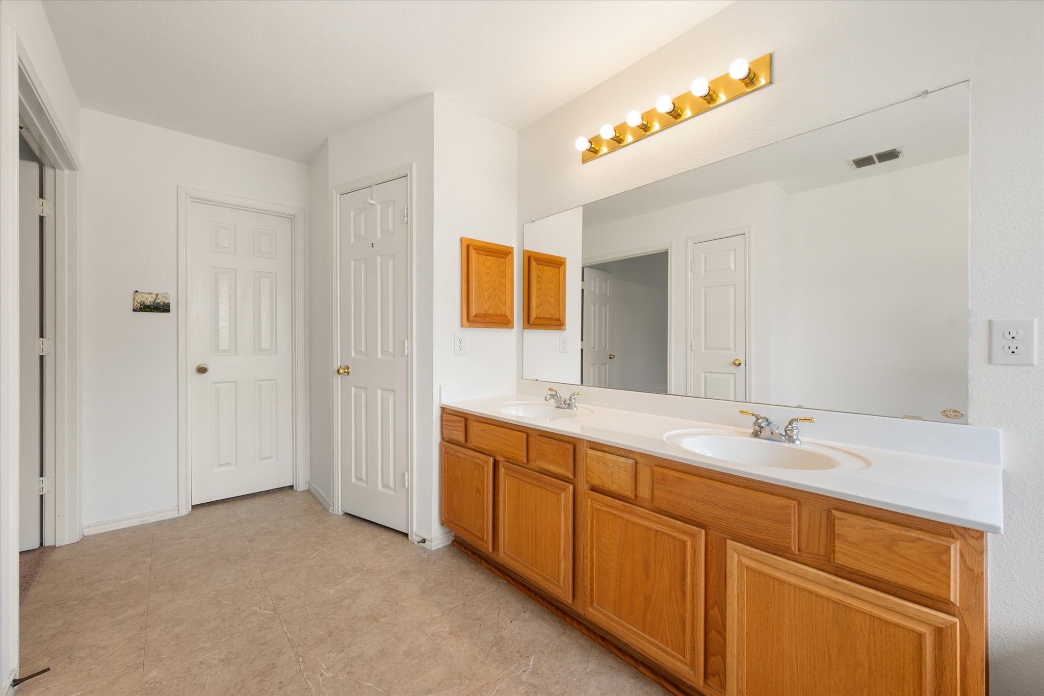 1 Boltes Court Mansfield TX 76063