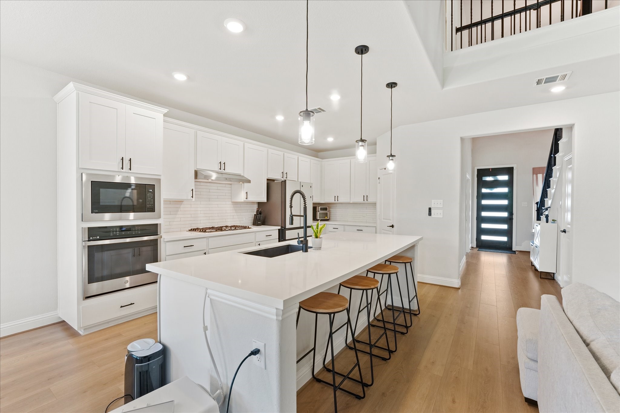 200 Lakeview Drive Oak Point TX 75068