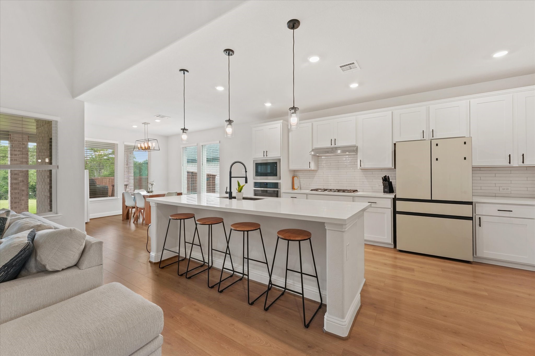 200 Lakeview Drive Oak Point TX 75068
