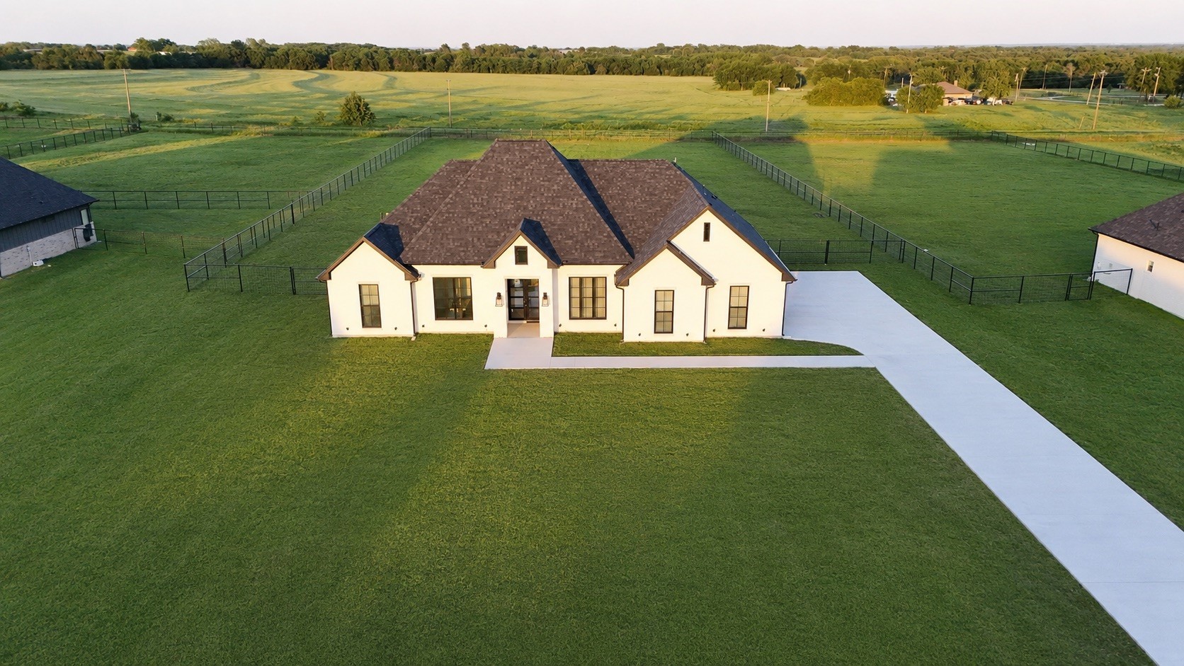 1485 Dixie Estates Way Whitesboro TX 76273