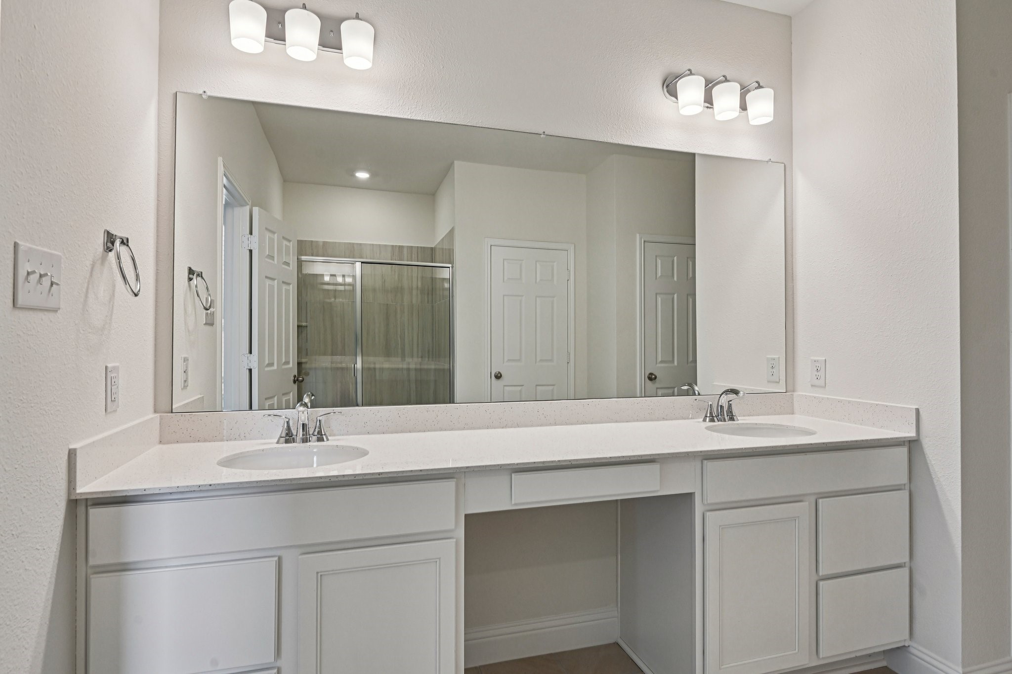 605 Tracy Court Justin TX 76247