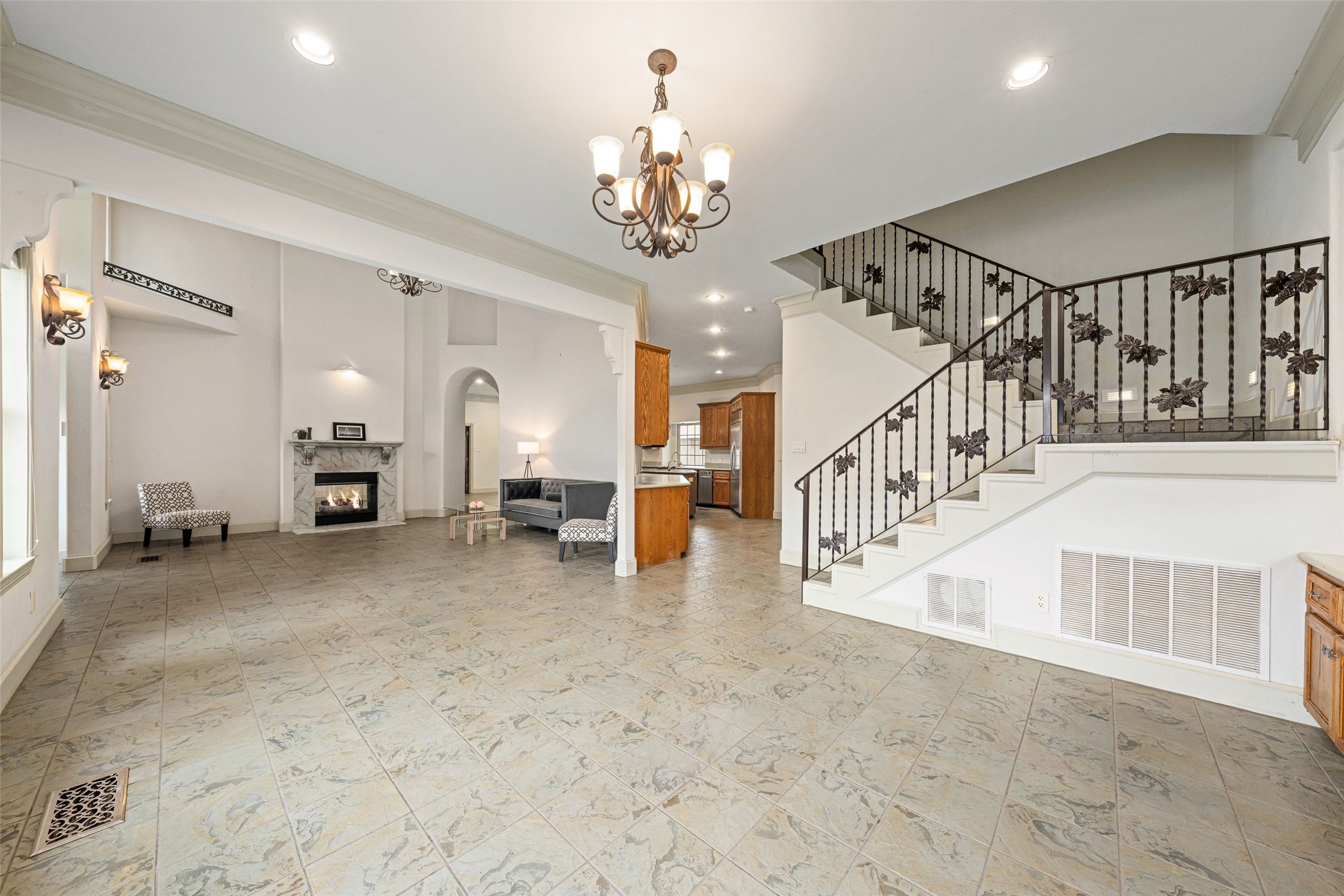 1513 Canyon Oaks Drive Irving TX 75061