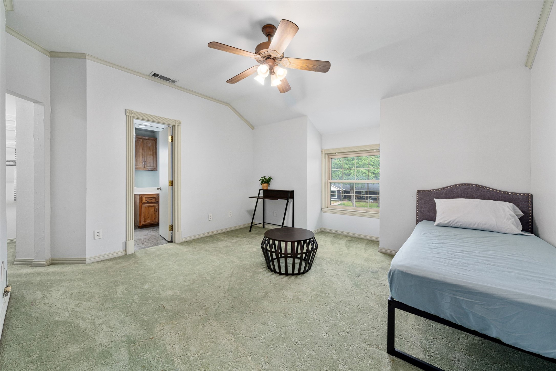 1513 Canyon Oaks Drive Irving TX 75061