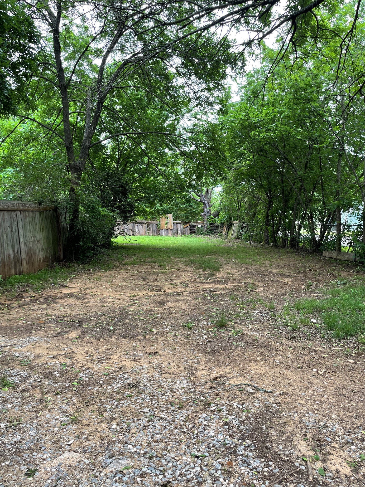 1025 Baker Street Denison TX 75020