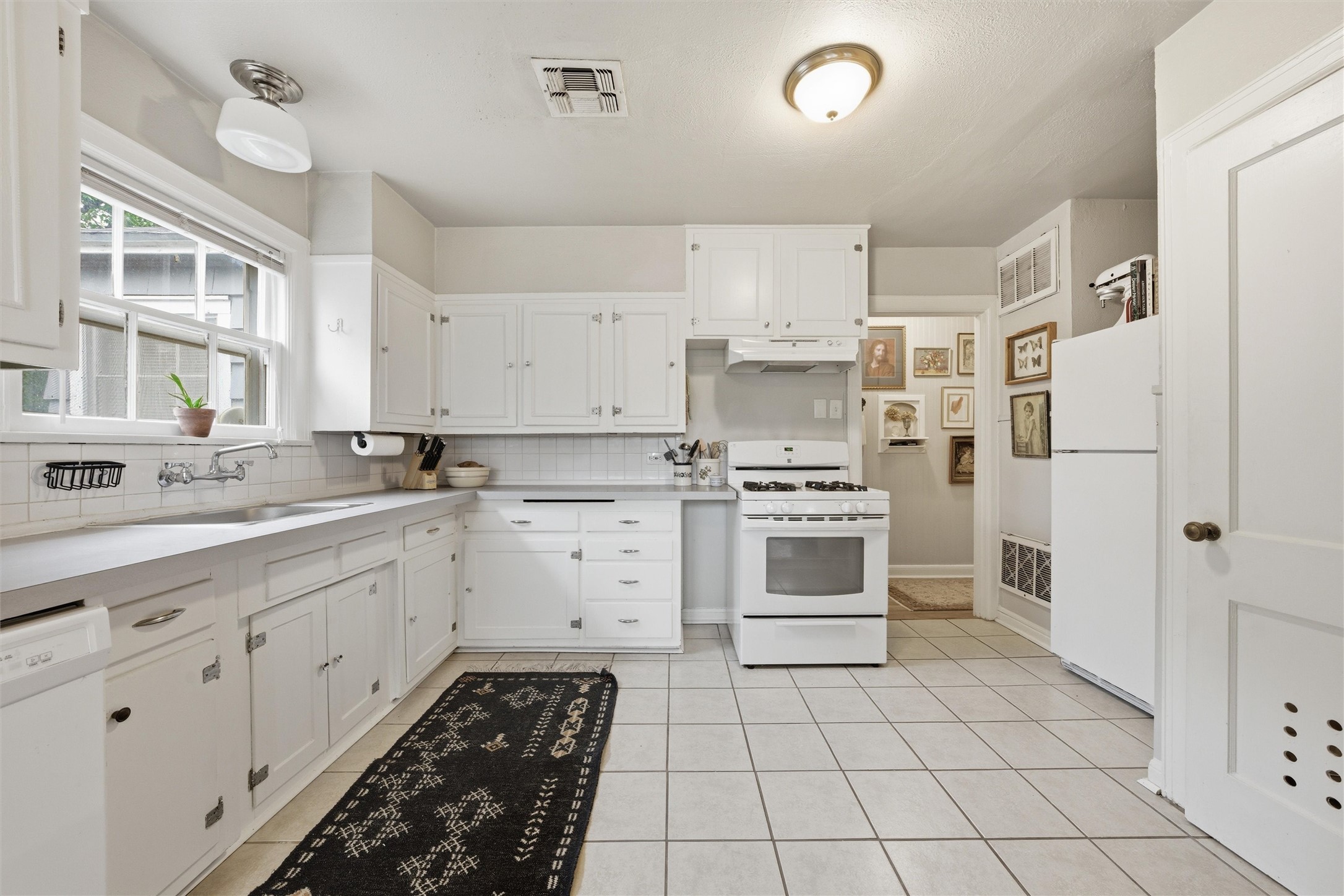 1325 N 34th Street Waco TX 76710