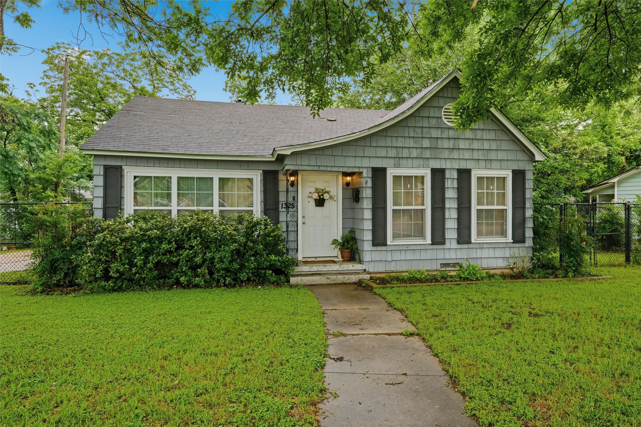 1325 N 34th Street Waco TX 76710