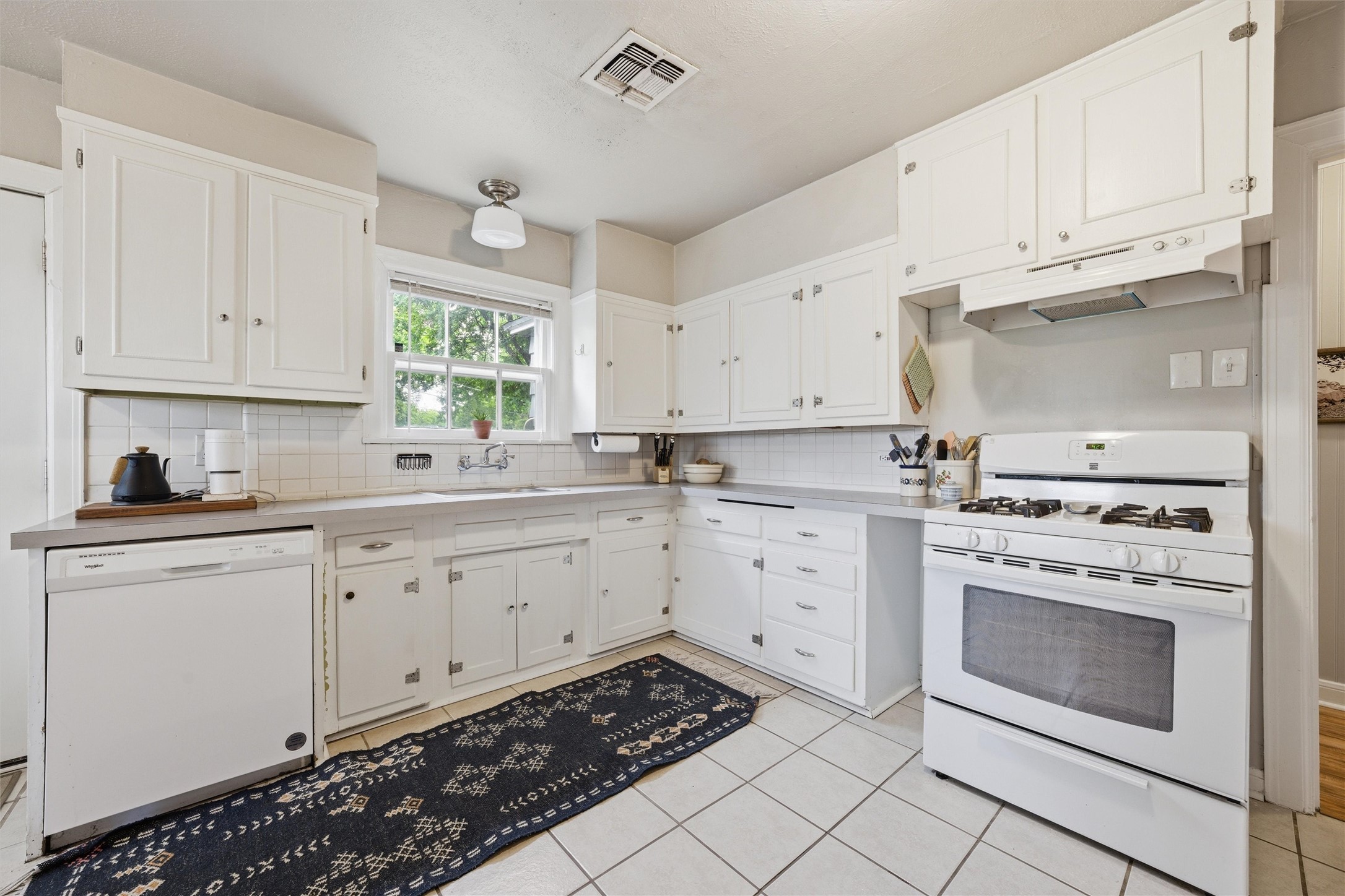 1325 N 34th Street Waco TX 76710