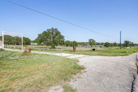 7726 W Highway 199 Springtown TX 76082