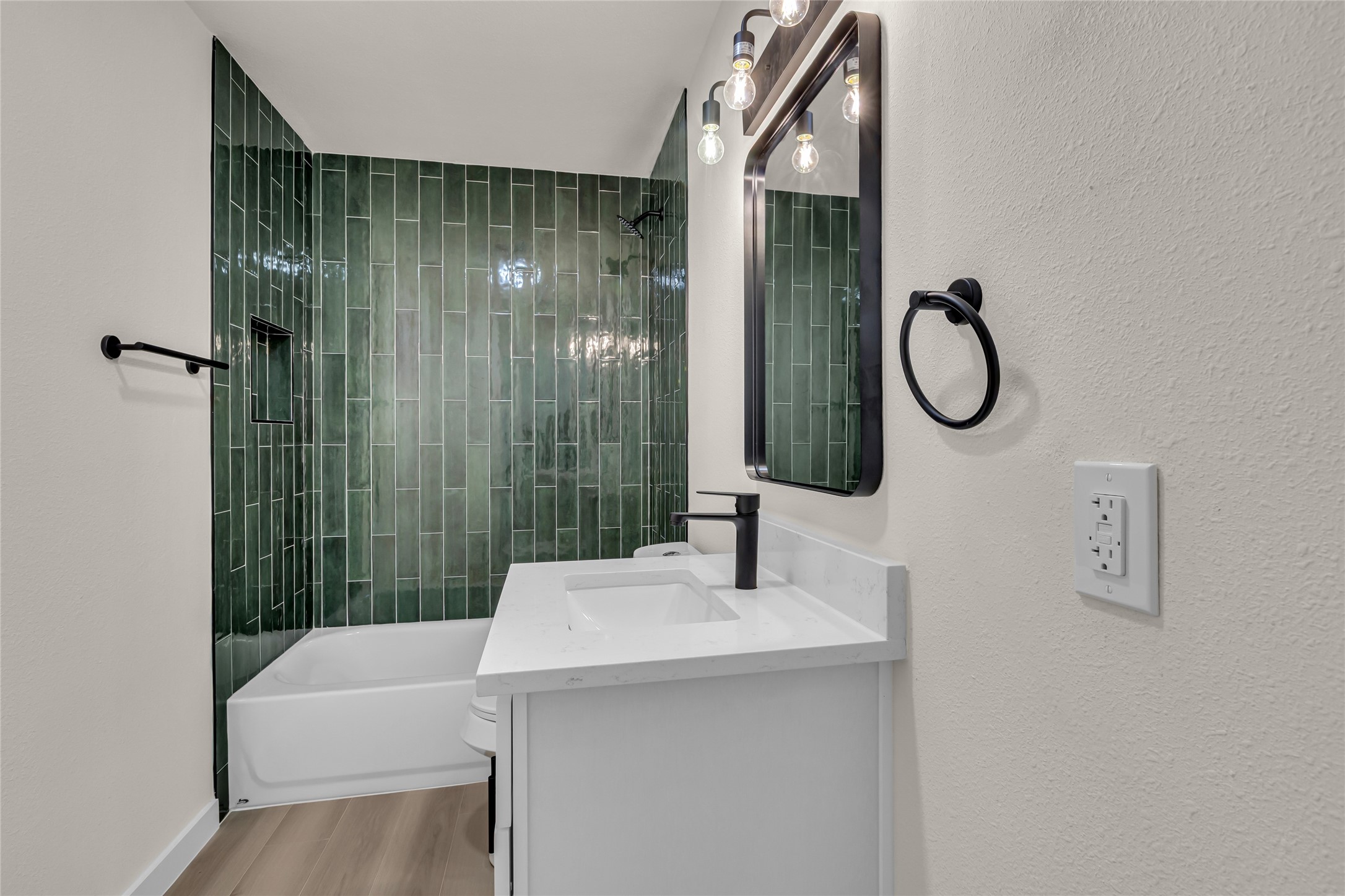 913 Roaming Road Drive Allen TX 75002