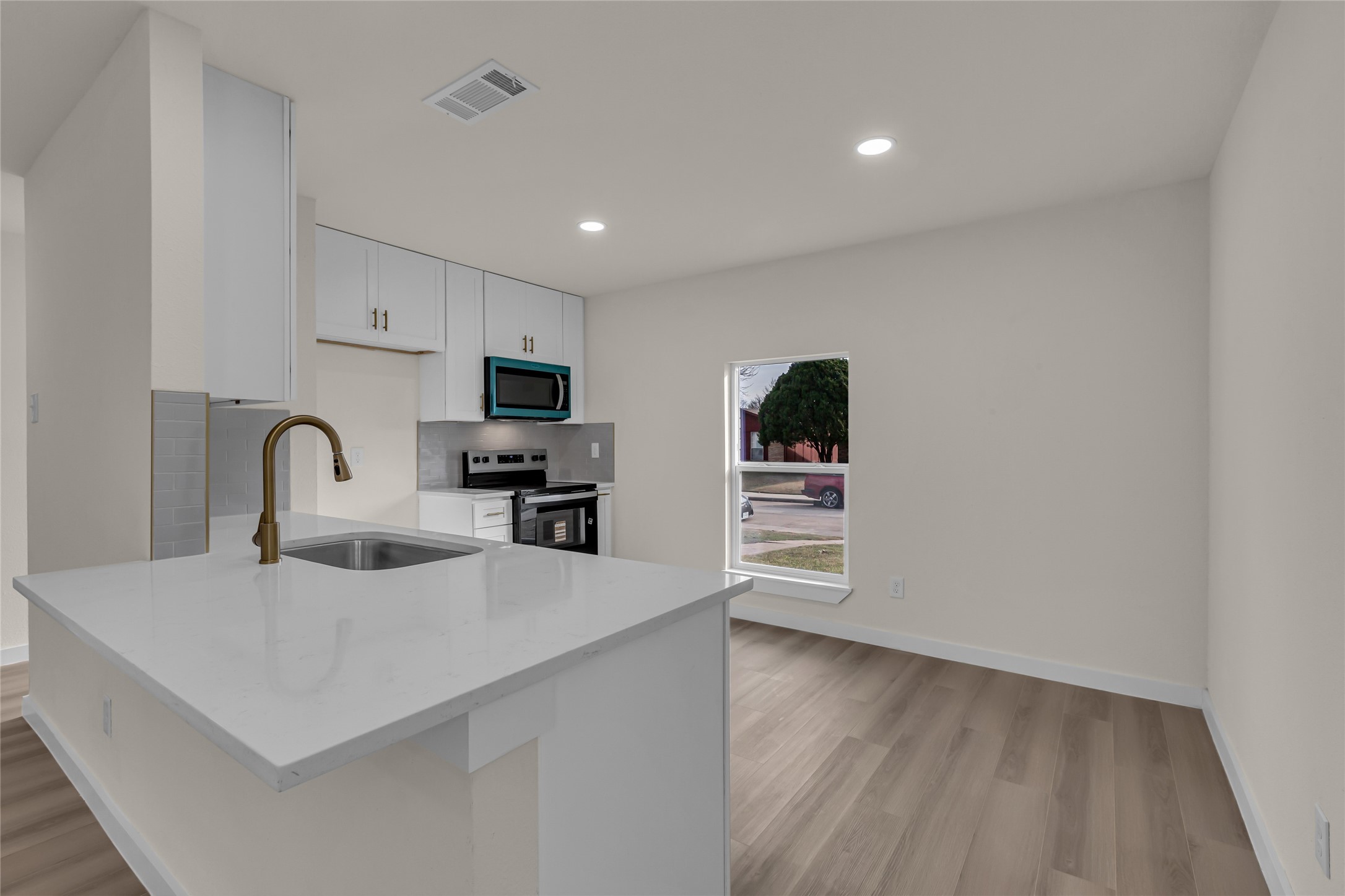 913 Roaming Road Drive Allen TX 75002