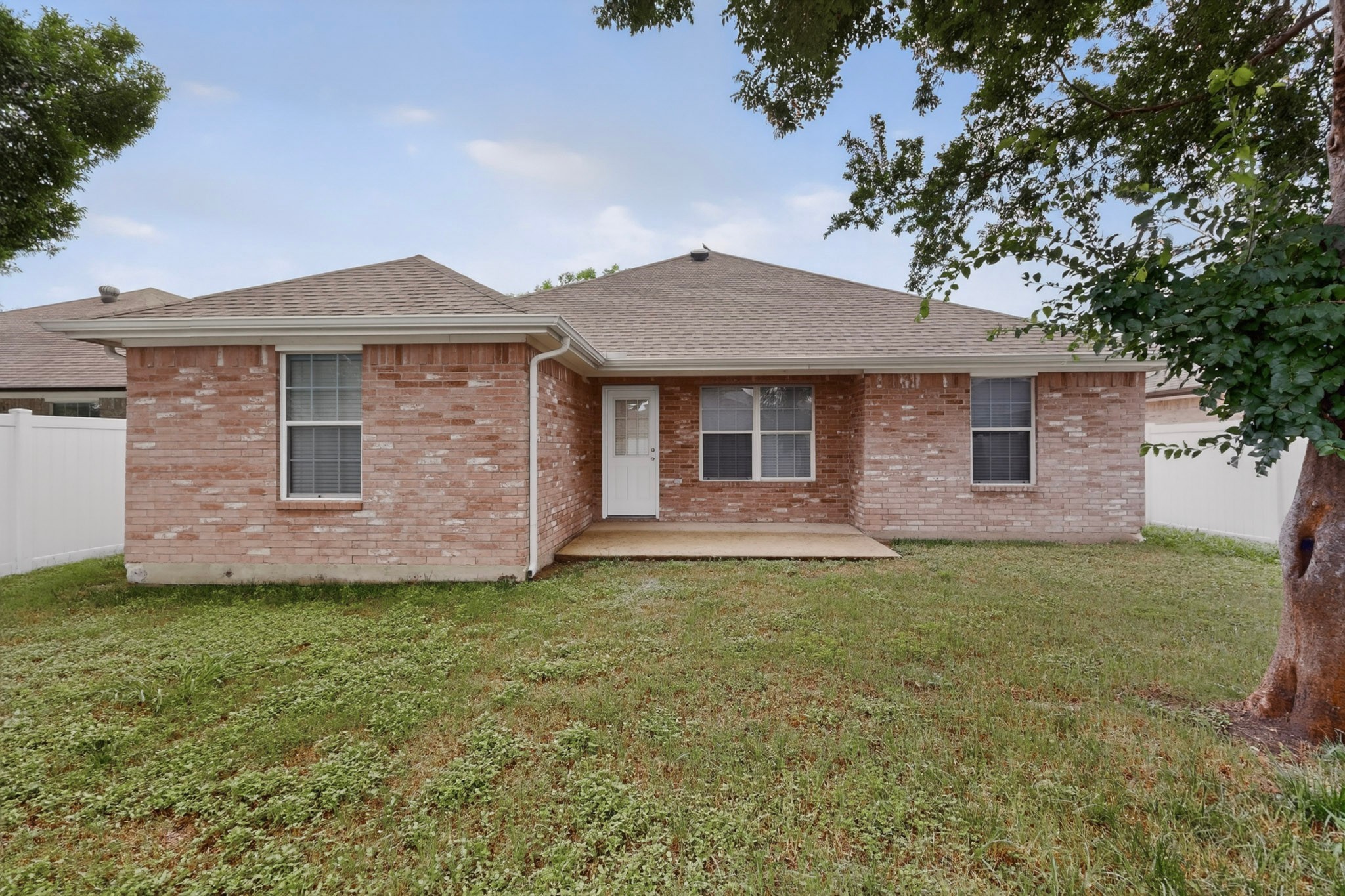 2319 Great Light Drive Dallas TX 75228