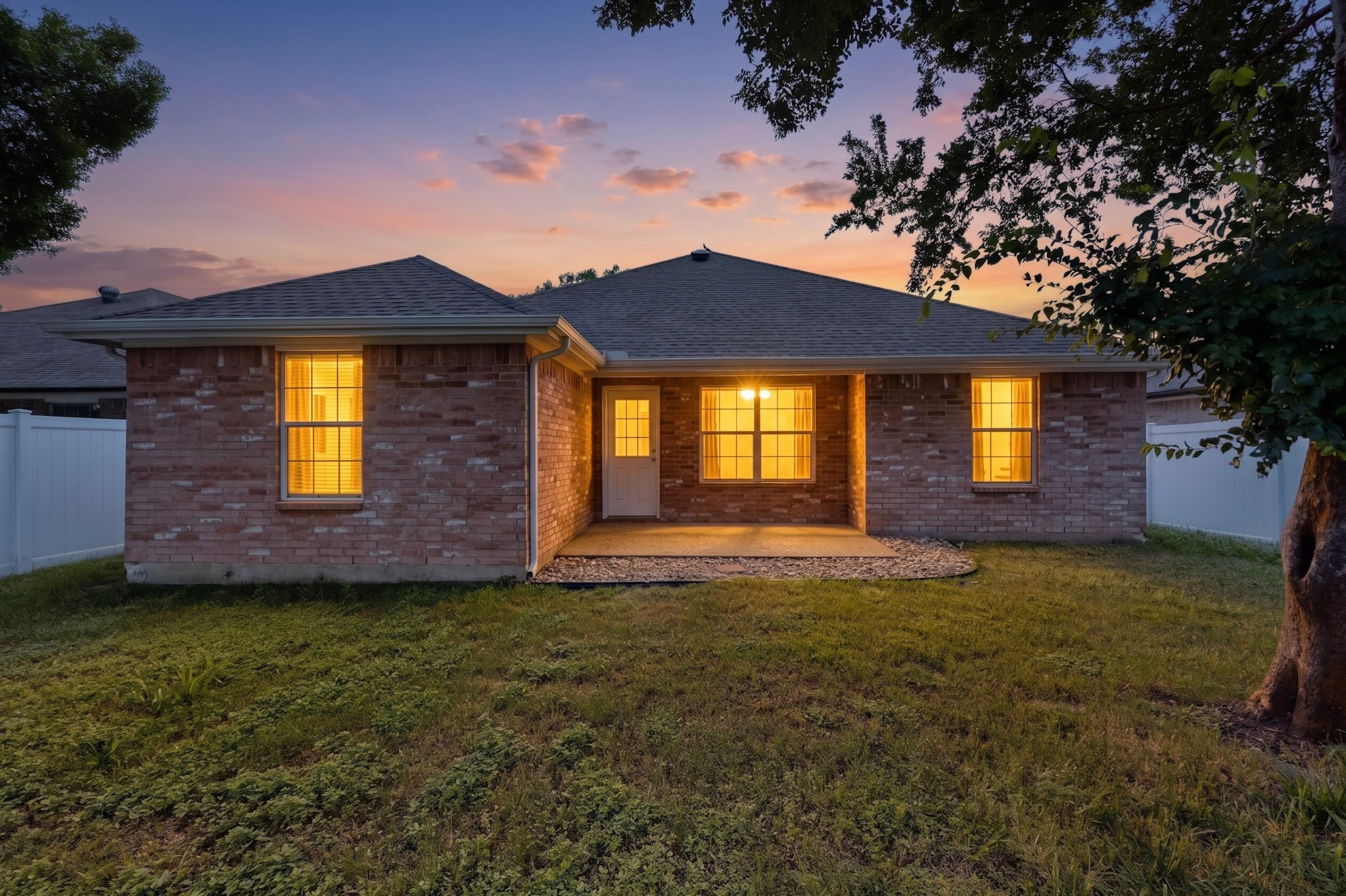2319 Great Light Drive Dallas TX 75228