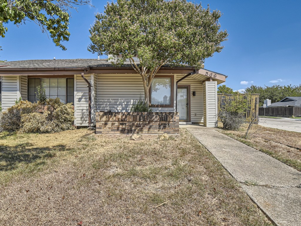 569 Hunters Glen Street Lewisville TX 75067