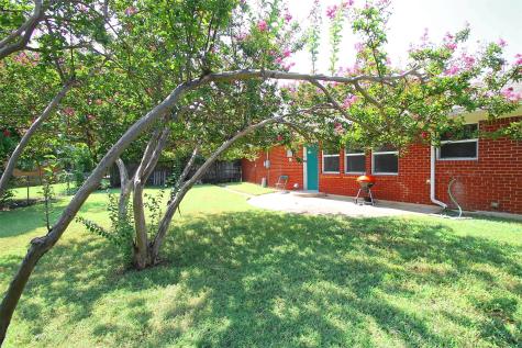 1825 Emery Street Denton TX 76201