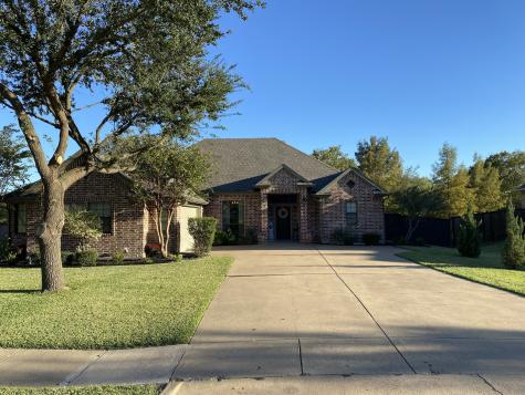 1101 Louise Lane Ennis TX 75119