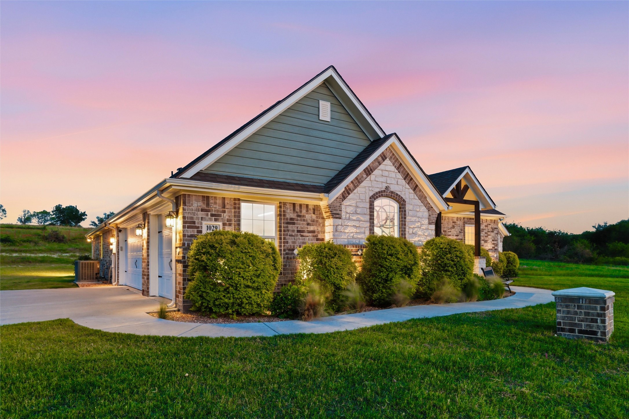 1029 Cloudy Court Weatherford TX 76085