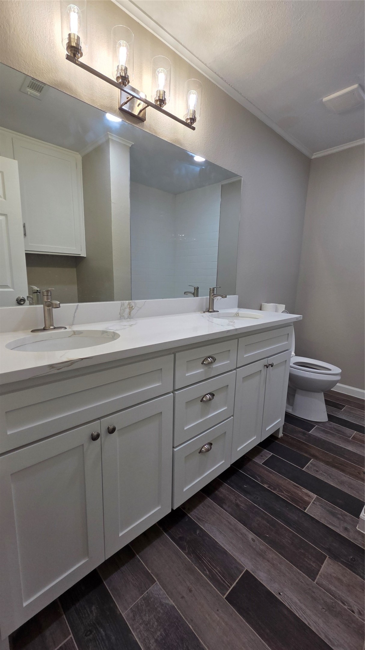 108 County Road 1102 Streetman TX 75859