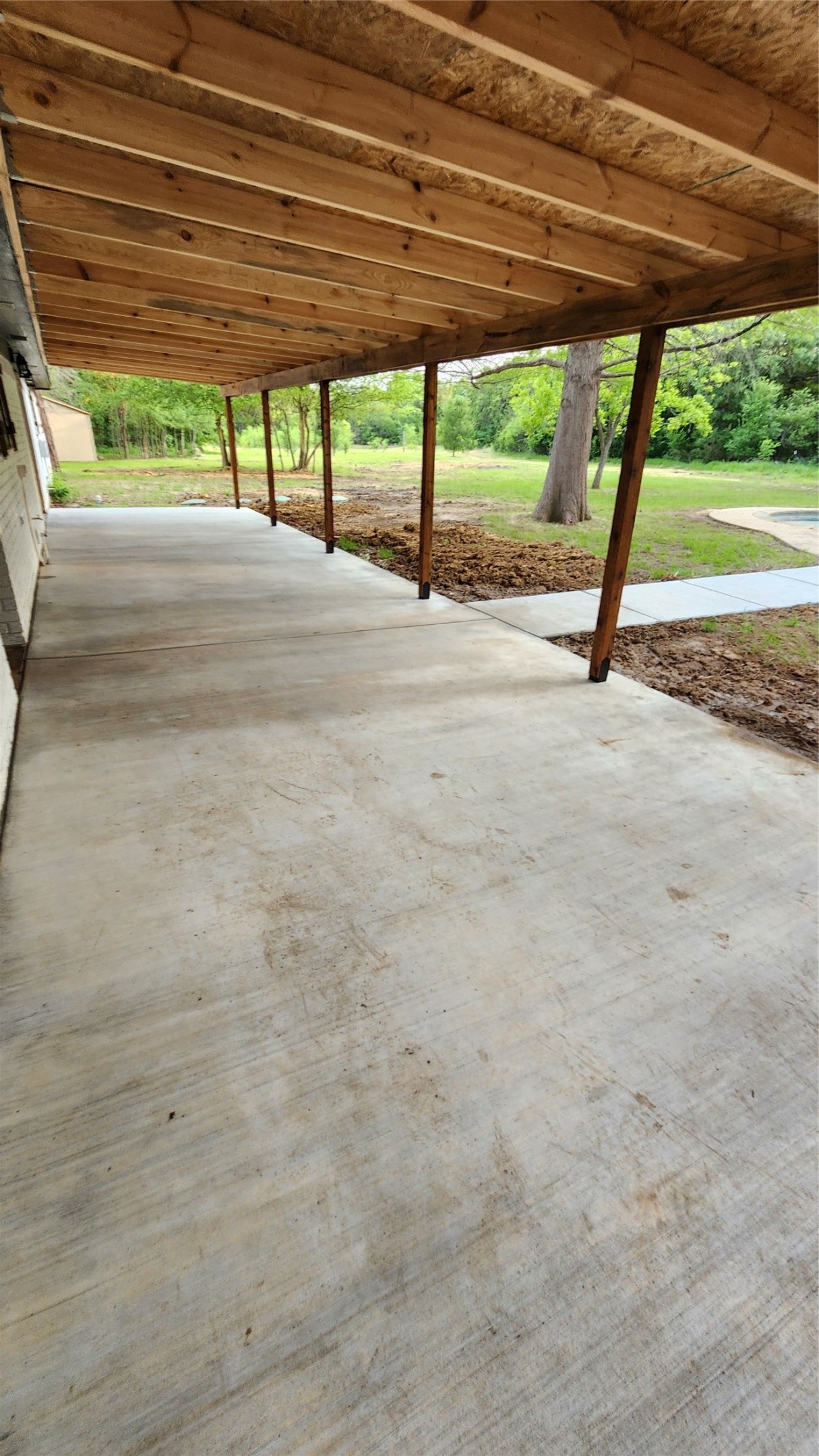 108 County Road 1102 Streetman TX 75859