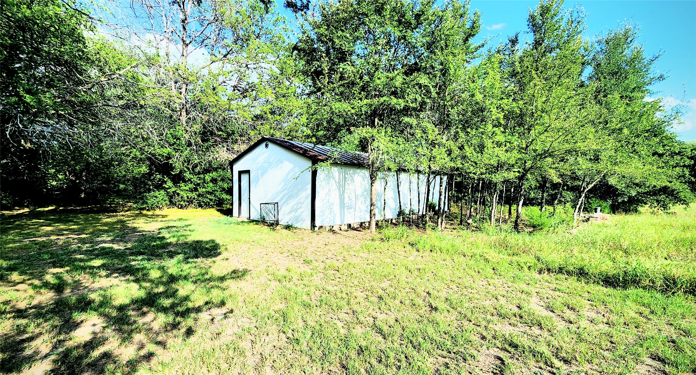 108 County Road 1102 Streetman TX 75859