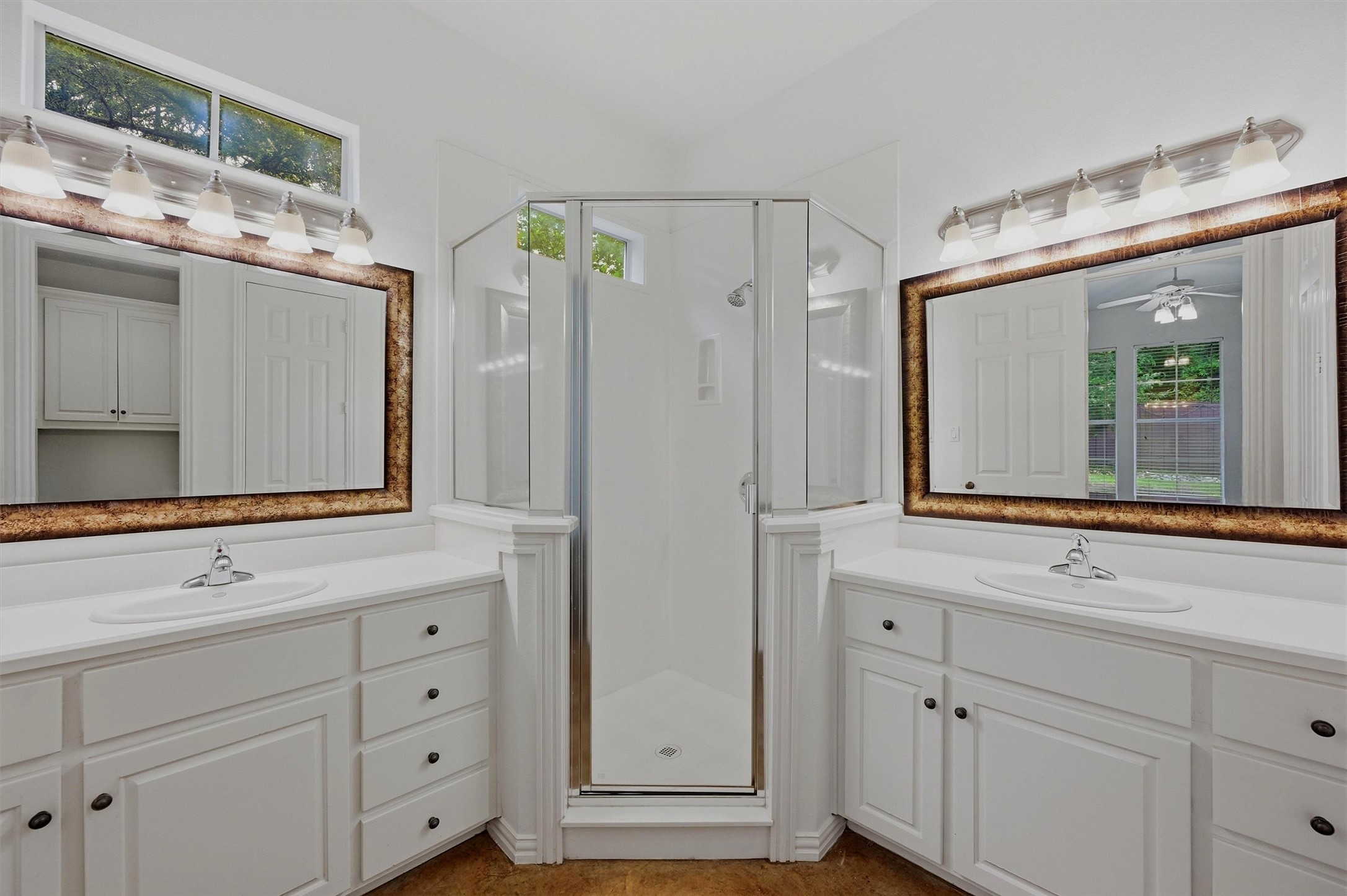 621 Kiowa Drive E Lake Kiowa TX 76240