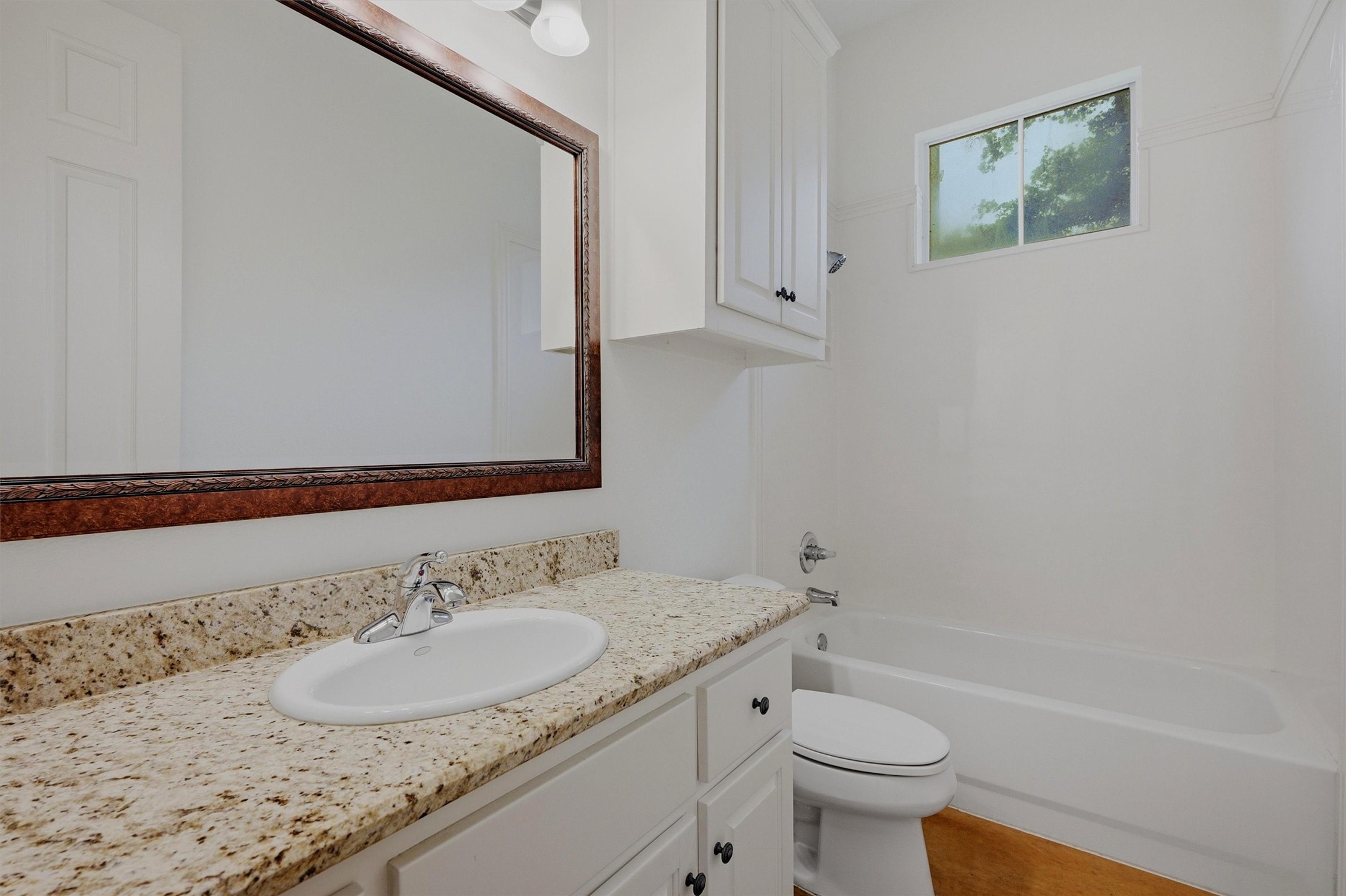 621 Kiowa Drive E Lake Kiowa TX 76240