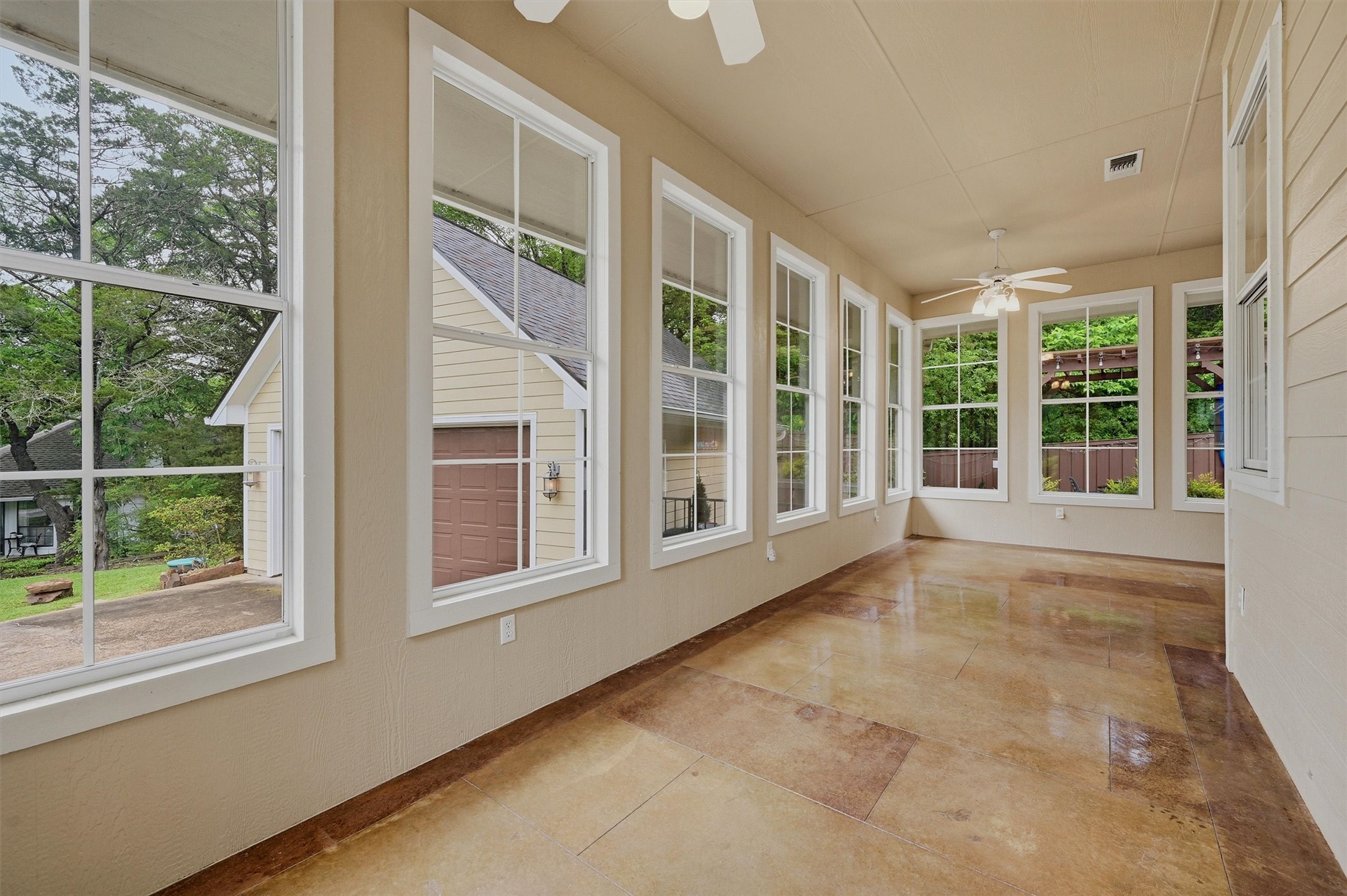 621 Kiowa Drive E Lake Kiowa TX 76240