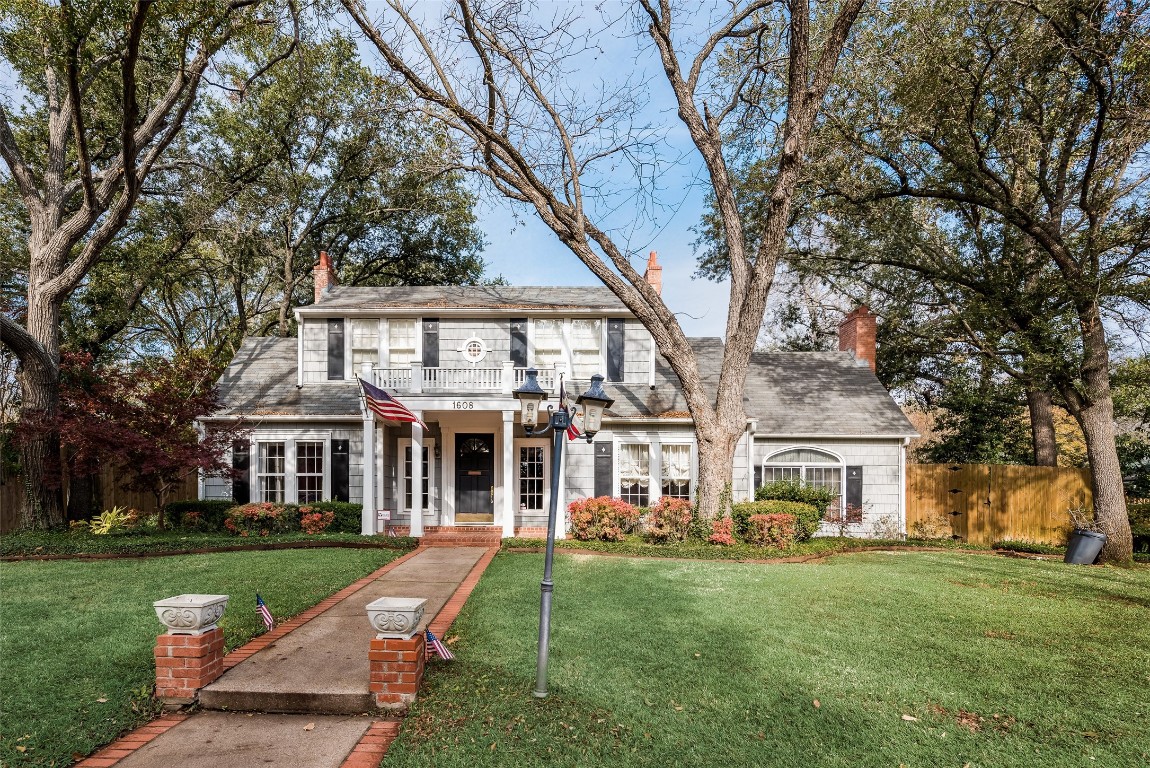 1608 W Park Avenue Corsicana TX 75110