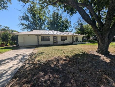 1605 S College Avenue Decatur TX 76234