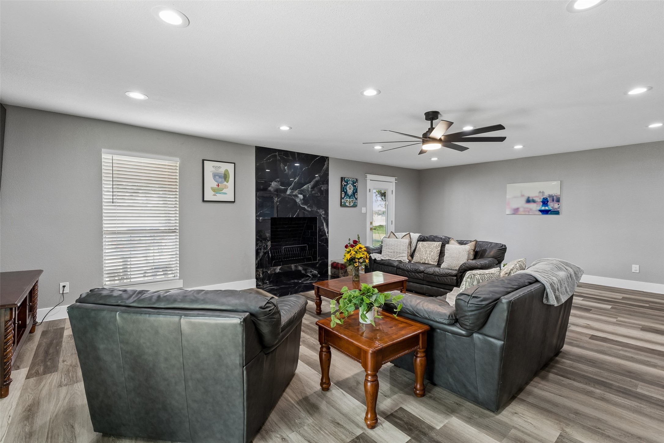 305 E Laura Avenue Quinlan TX 75474