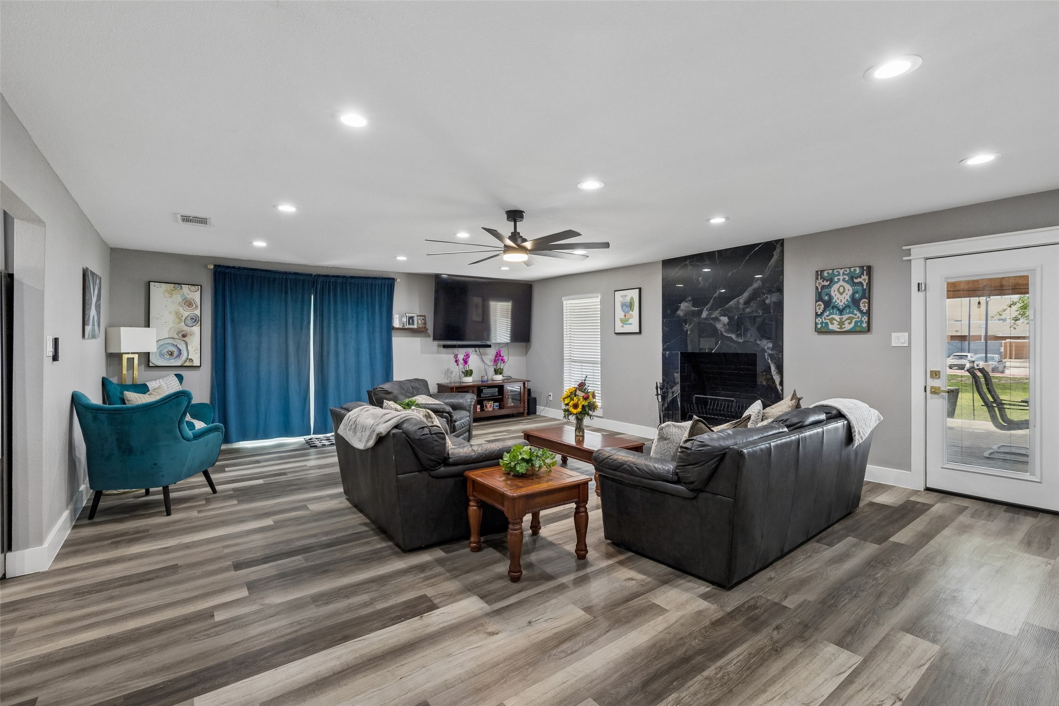 305 E Laura Avenue Quinlan TX 75474