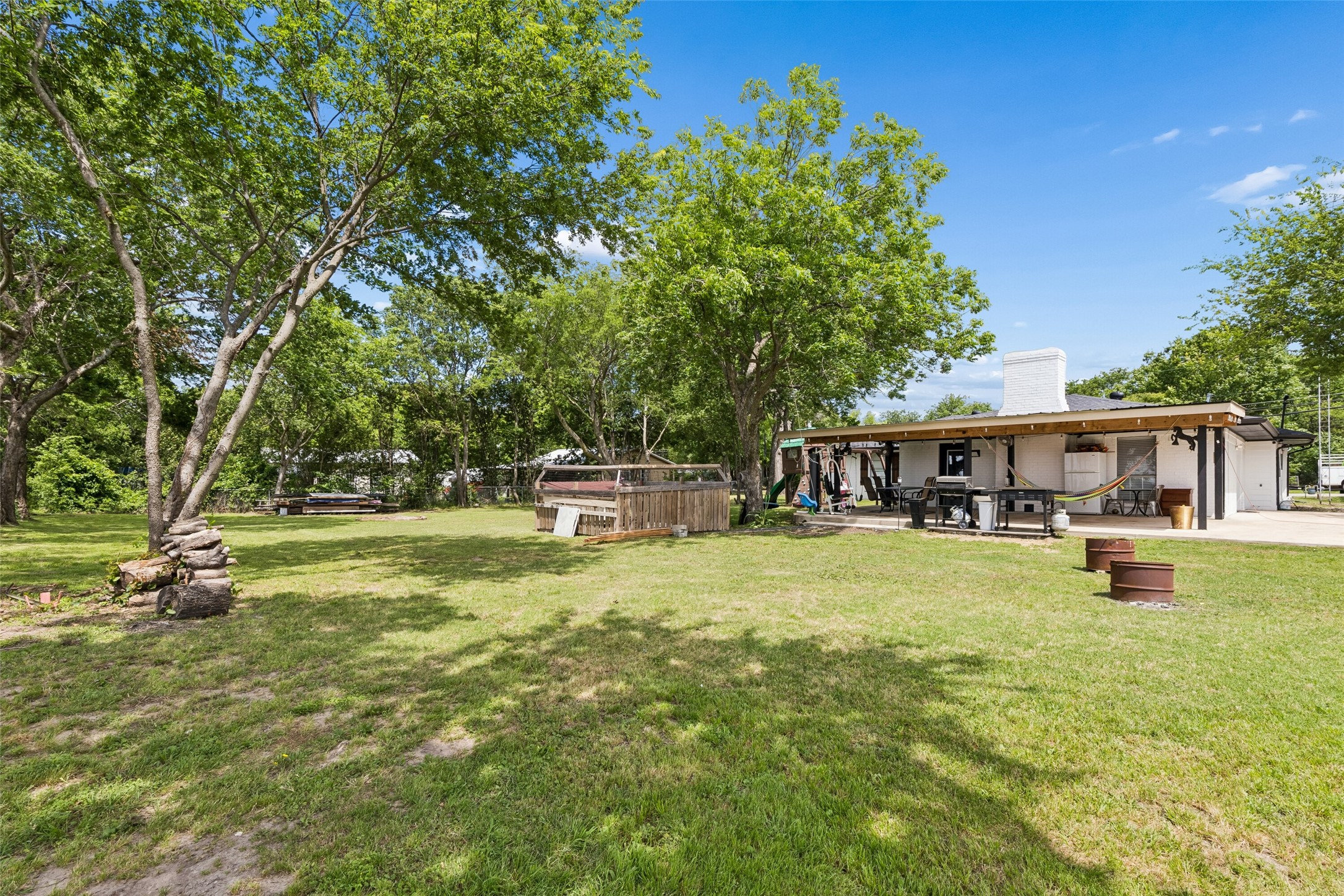 305 E Laura Avenue Quinlan TX 75474