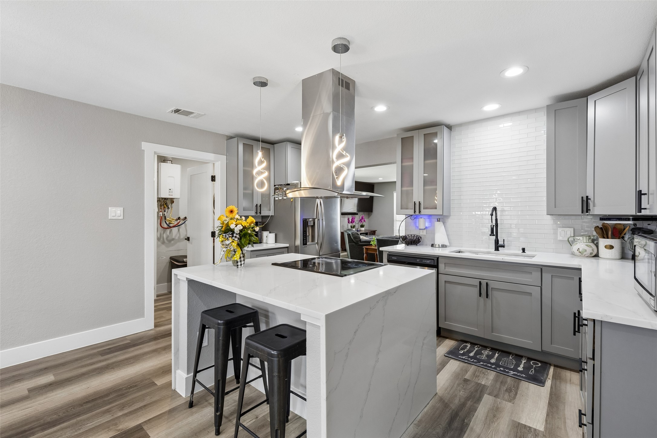 305 E Laura Avenue Quinlan TX 75474
