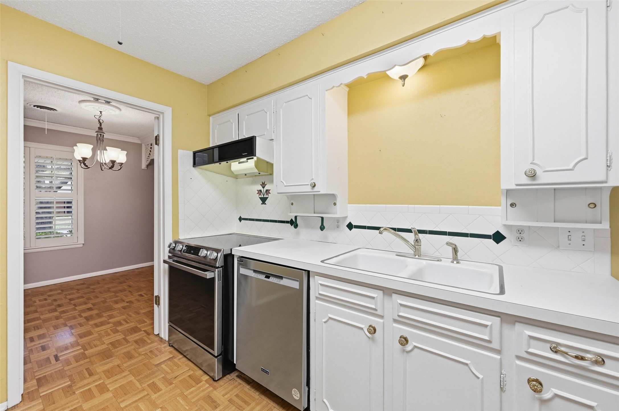 1702 Marshalldale Drive Arlington TX 76013