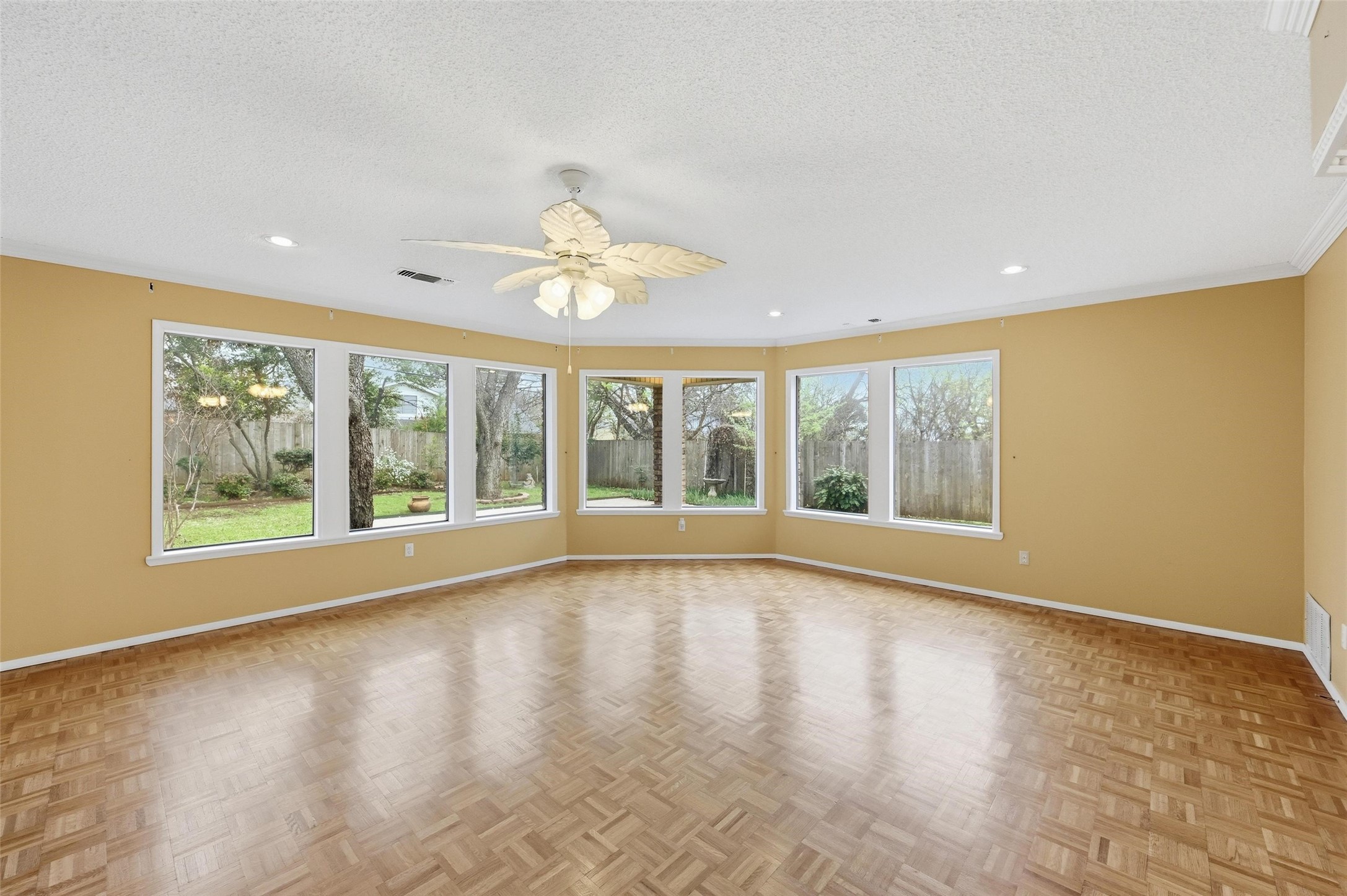 1702 Marshalldale Drive Arlington TX 76013