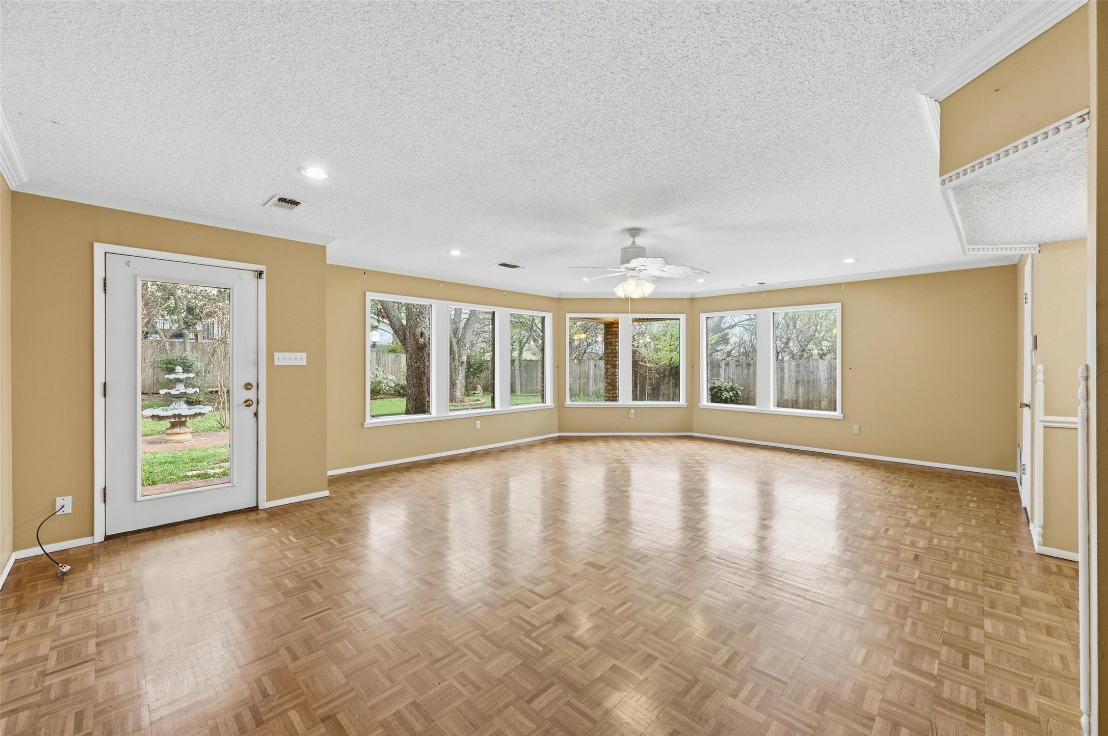 1702 Marshalldale Drive Arlington TX 76013