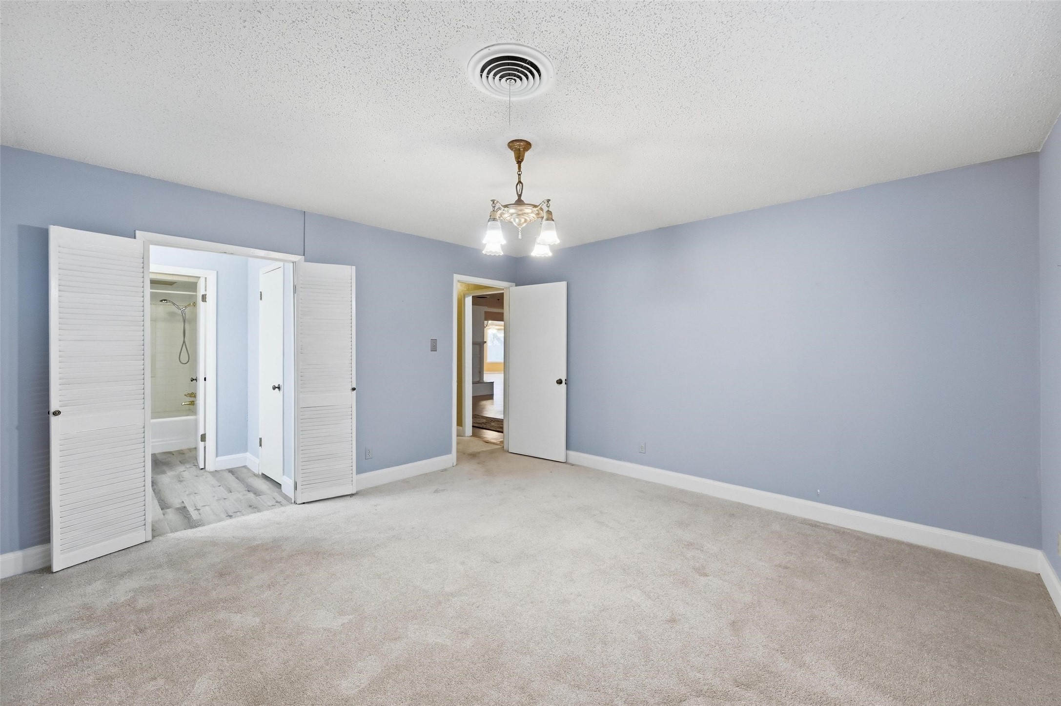 1702 Marshalldale Drive Arlington TX 76013