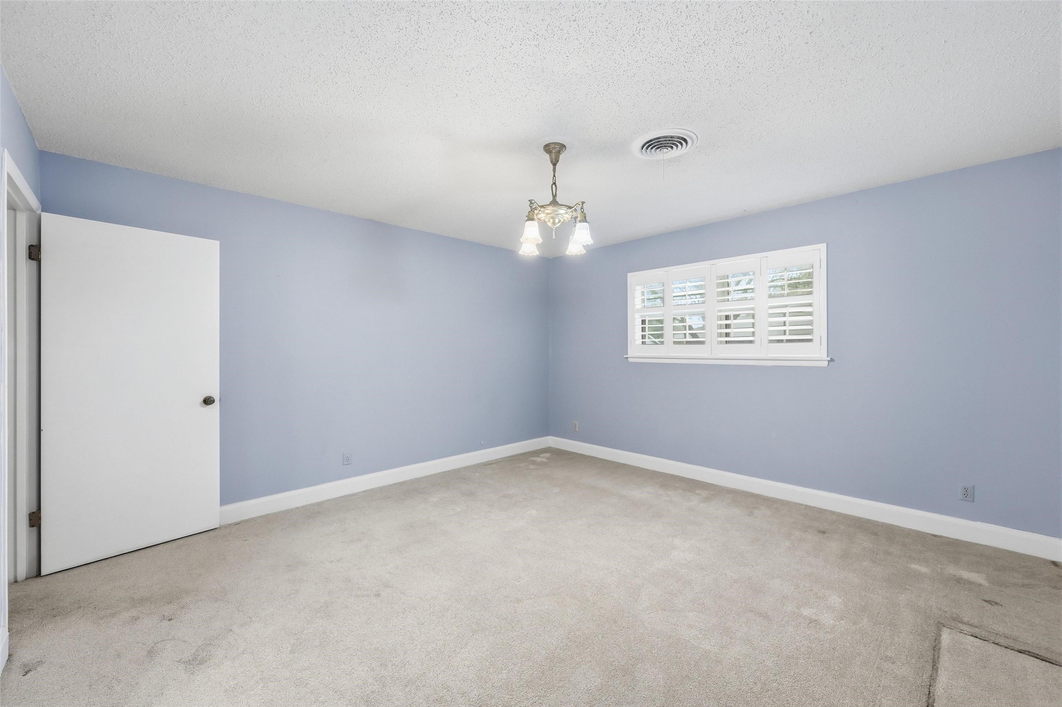 1702 Marshalldale Drive Arlington TX 76013