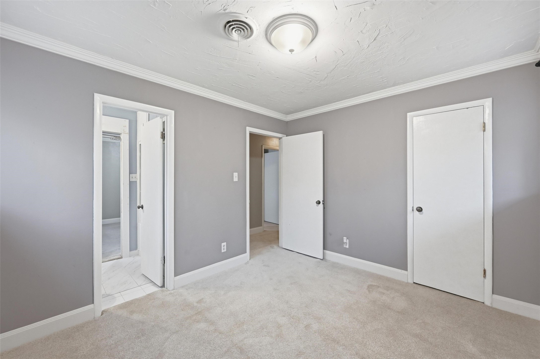 1702 Marshalldale Drive Arlington TX 76013