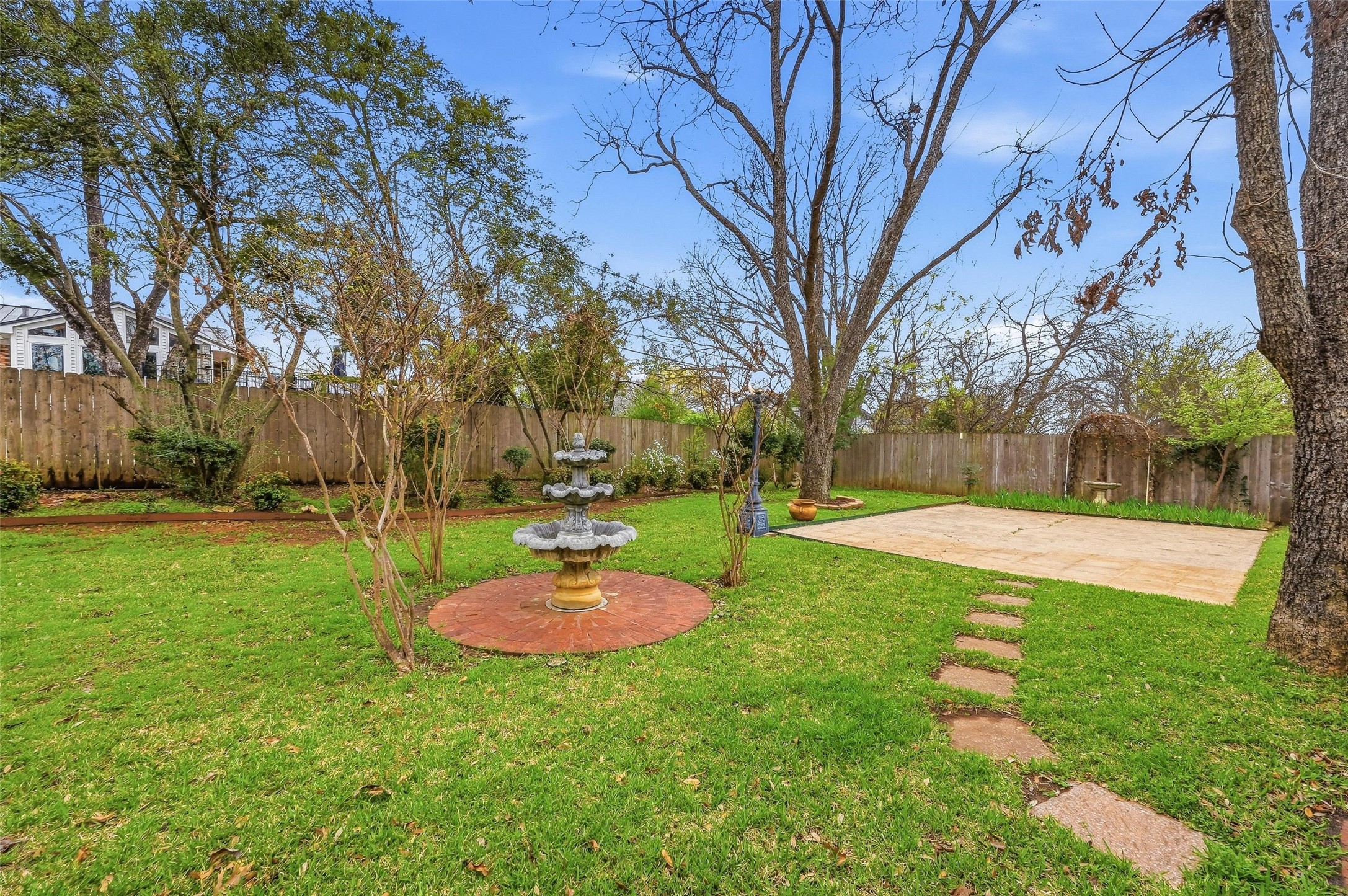 1702 Marshalldale Drive Arlington TX 76013