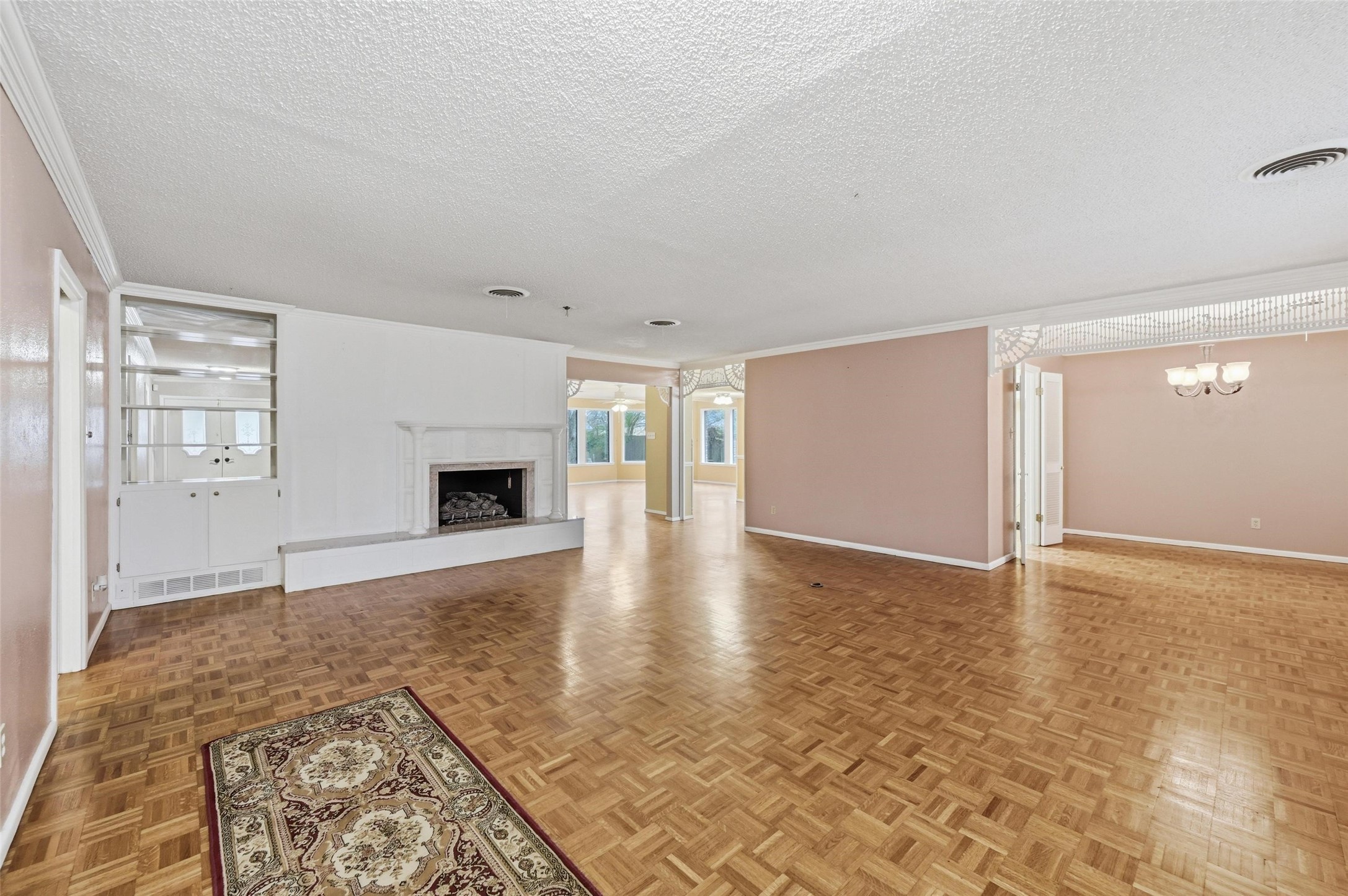 1702 Marshalldale Drive Arlington TX 76013