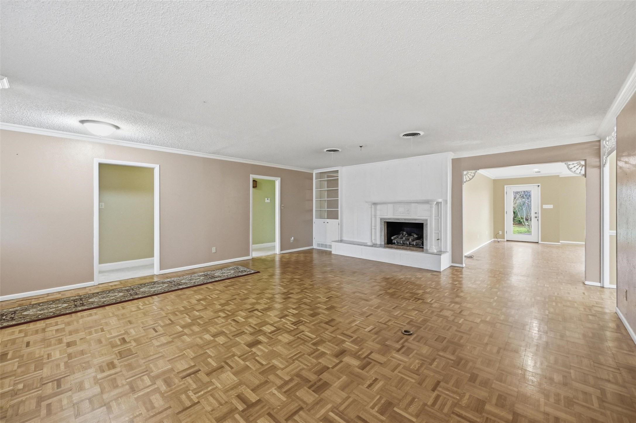 1702 Marshalldale Drive Arlington TX 76013