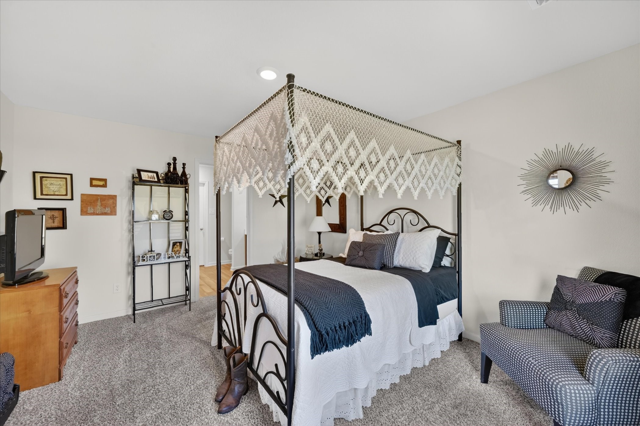 13708 Logan Pass Drive Ponder TX 76259