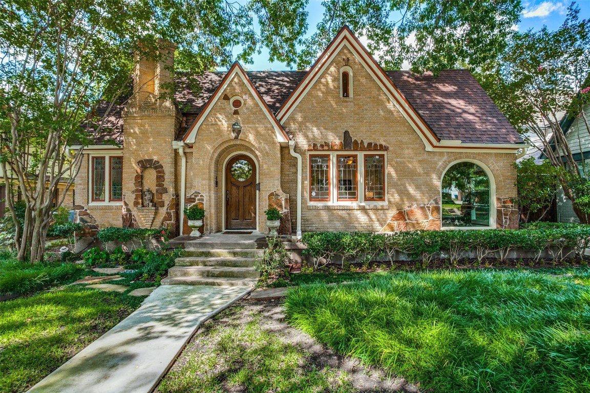 5343 Merrimac Avenue Dallas TX 75206