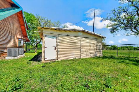858 County Road 1006 Celeste TX 75423