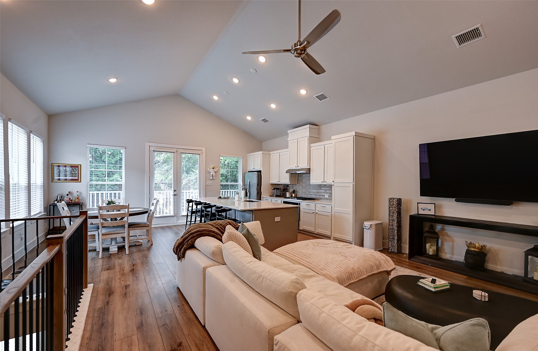 1028 Cavour Place Dallas TX 75204