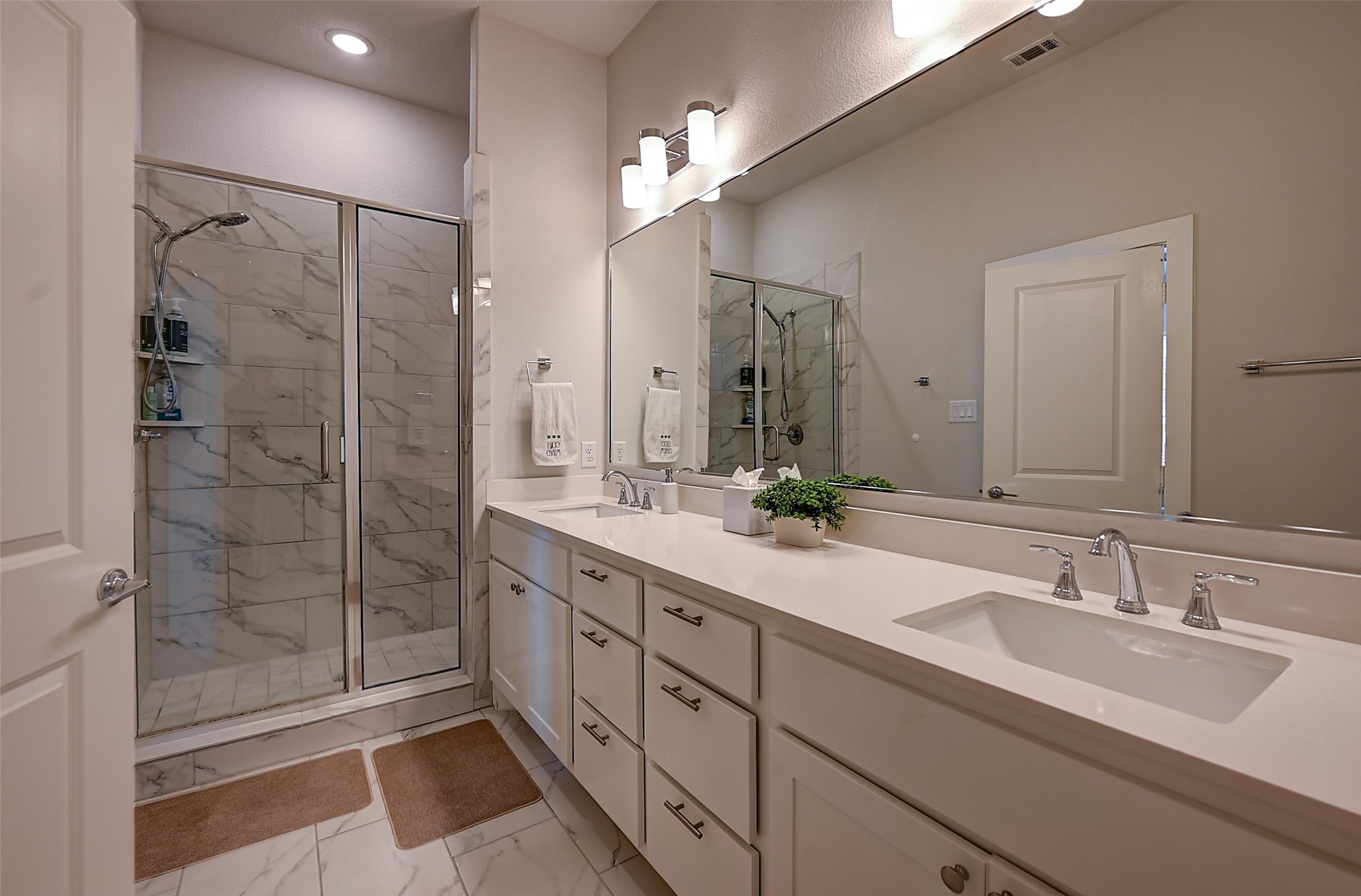 1028 Cavour Place Dallas TX 75204
