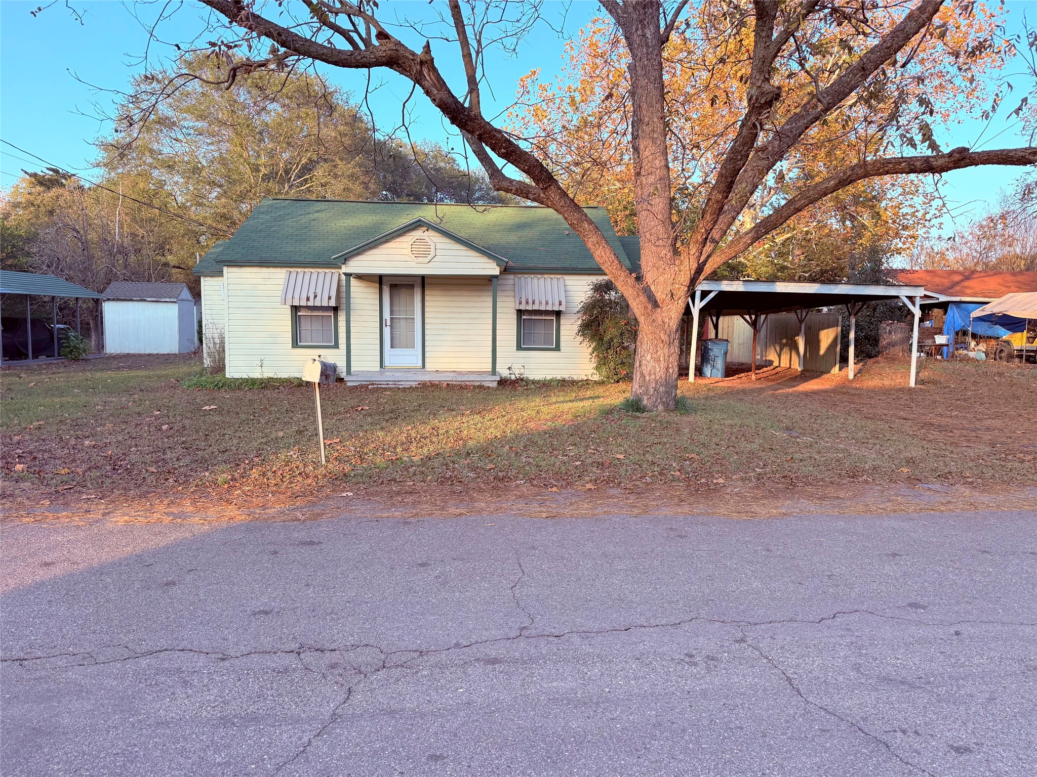 303 Jeannine Street Winnsboro TX 75494