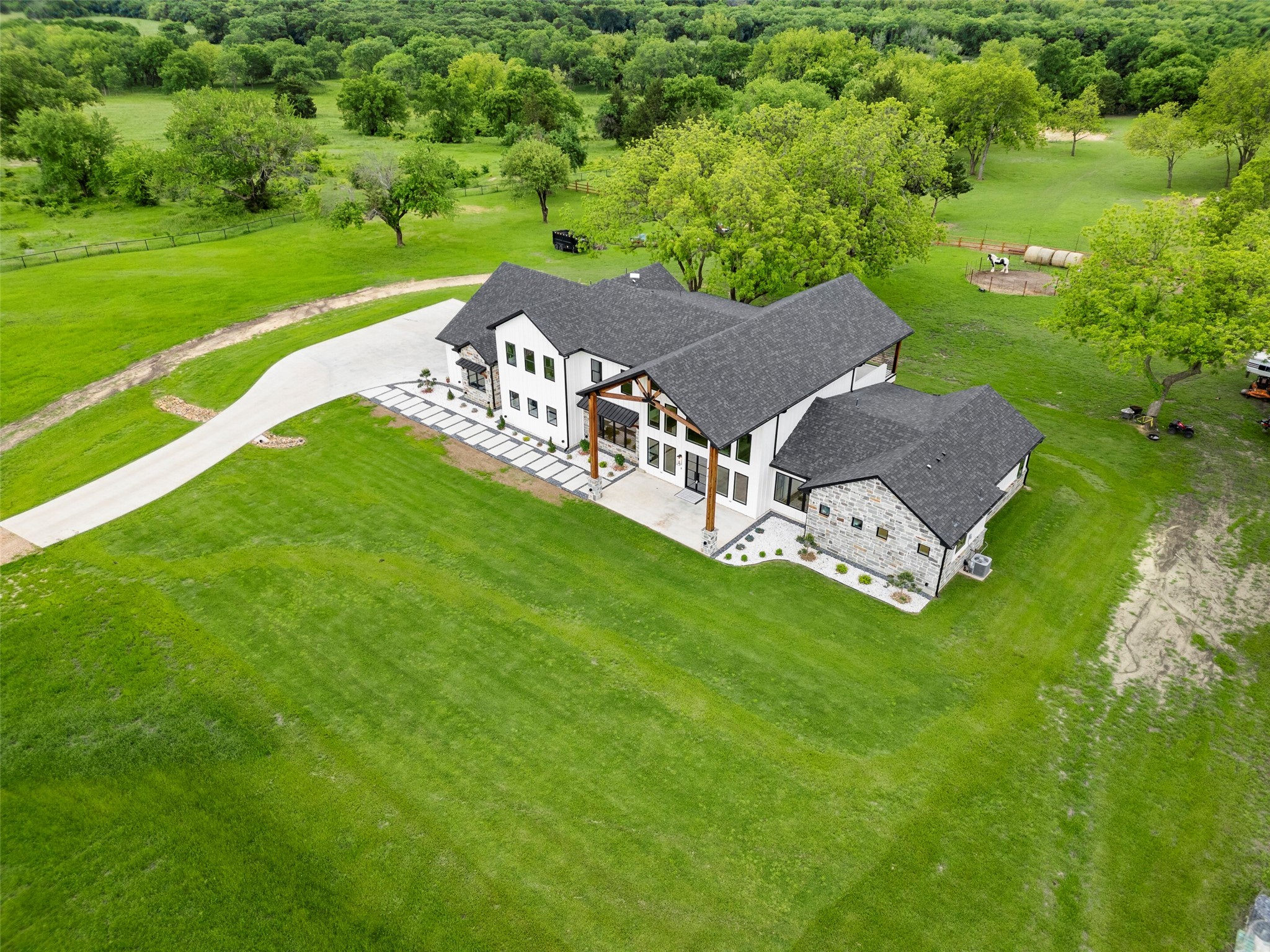 1088 Smith Oak Road Sherman TX 75090